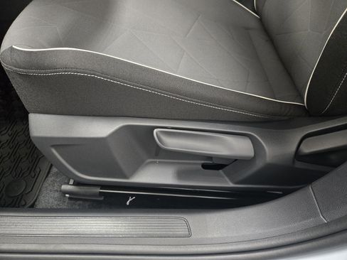 New 2025 Volkswagen Jetta Sport image 4