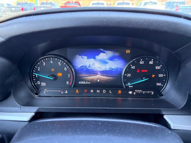 Used 2023 Ford Explorer XLT w/ Equipment Group 202A AWD/4WD image 18