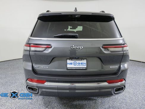 Used 2021 Jeep Grand Cherokee L Overland w/ Luxury Tech Group IV AWD/4WD image 6