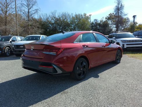 New 2026 Hyundai Elantra SEL Sport Premium FWD image 7
