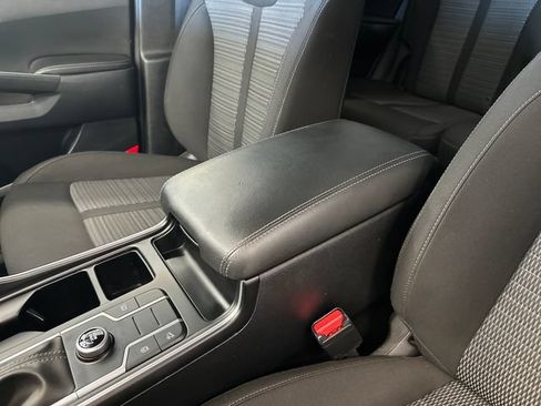 Used 2023 Kia Sorento LX FWD image 26