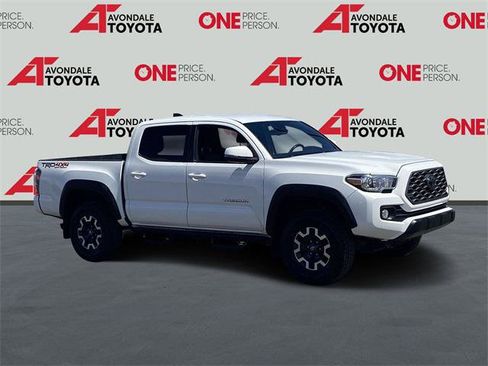 Certified 2022 Toyota Tacoma TRD Off-Road w/ Technology Package AWD/4WD image 34