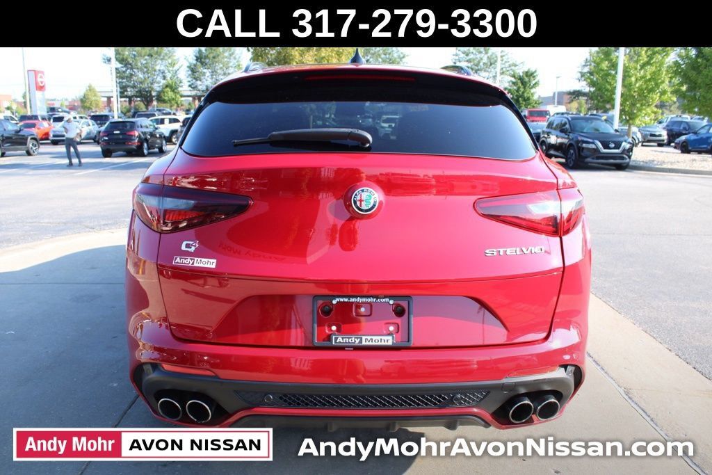 Used 2022 Alfa Romeo Stelvio Quadrifoglio w/ Active Assist Plus Package AWD/4WD image 8