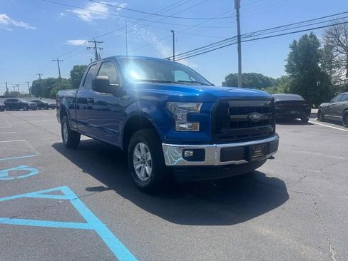 Used 2017 Ford F150 XLT AWD/4WD image 4