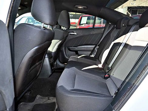 Used 2019 Dodge Charger SXT w/ Plus Group RWD image 9