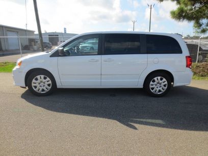 Used 2016 Dodge Grand Caravan SE w/ Quick Order Package 29E SE