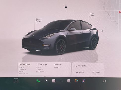 Used 2022 Tesla Model Y Performance AWD/4WD image 18