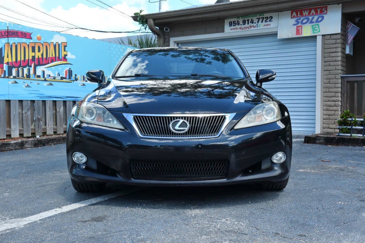 Used 2011 Lexus IS 350C w/ Luxury Pkg RWD image 3