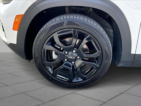 Used 2024 Kia Seltos X-Line AWD/4WD image 10