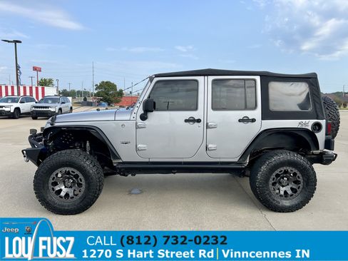 Used 2018 Jeep Wrangler Unlimited Sport S AWD/4WD image 4