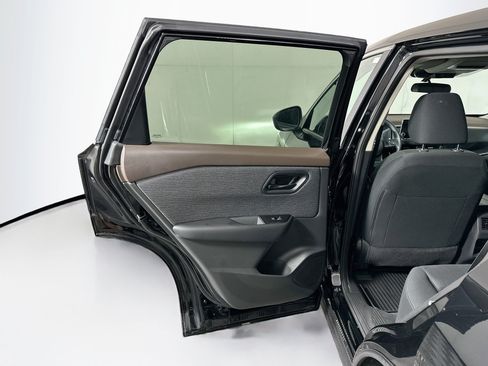 Used 2023 Nissan Rogue S FWD image 25