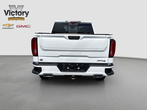 Used 2023 GMC Sierra 1500 AT4 w/ AT4 Premium Package AWD/4WD image 5
