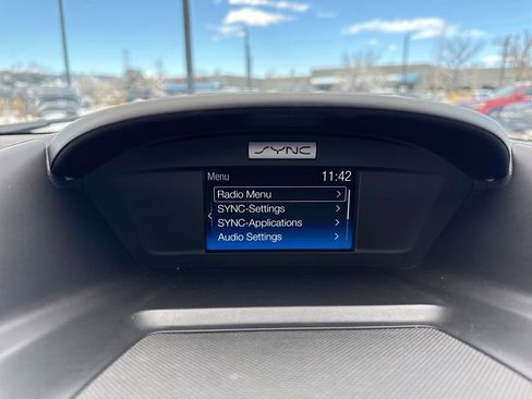 Used 2017 Ford Escape SE image 19