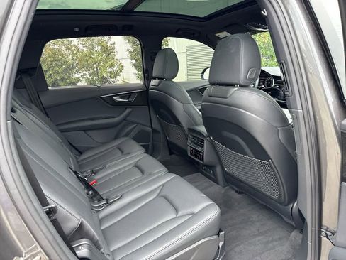 Used 2025 Audi Q7 3.0T Prestige image 18