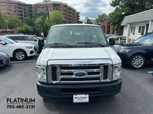 Used 2012 Ford E-350 and Econoline 350 XLT RWD image 4
