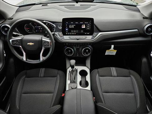 New 2025 Chevrolet Blazer LT w/ Driver Confidence Package image 20