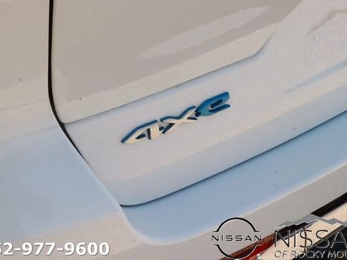 Used 2024 Jeep Grand Cherokee Limited 4xe AWD/4WD image 8