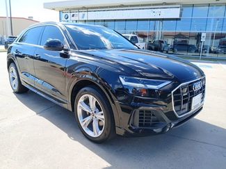 Used 2022 Audi Q8 Premium Plus video 1