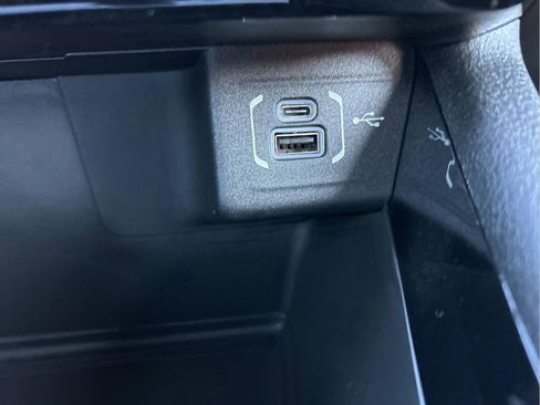 New 2026 Jeep Compass Latitude image 19