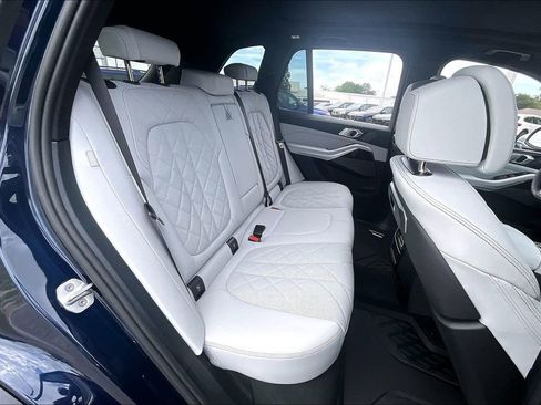 New 2026 BMW X5 xDrive40i w/ Climate Comfort Package AWD/4WD image 24