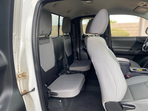Used 2021 Toyota Tacoma SR RWD image 6