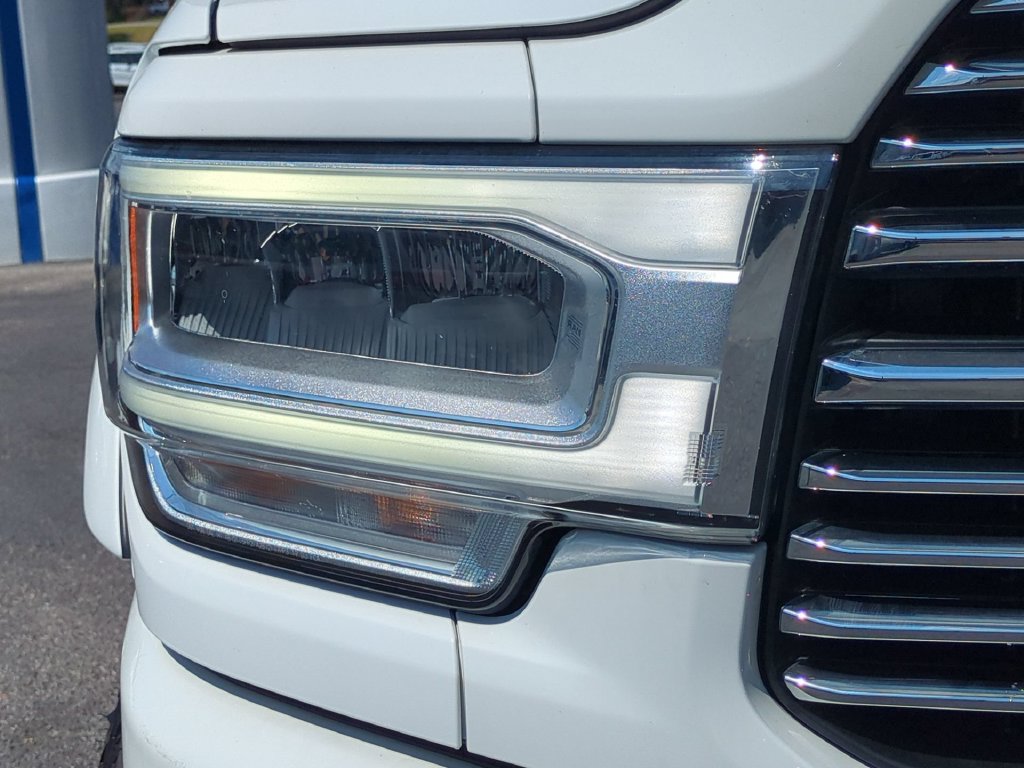 Used 2022 RAM 3500 Laramie AWD/4WD image 11