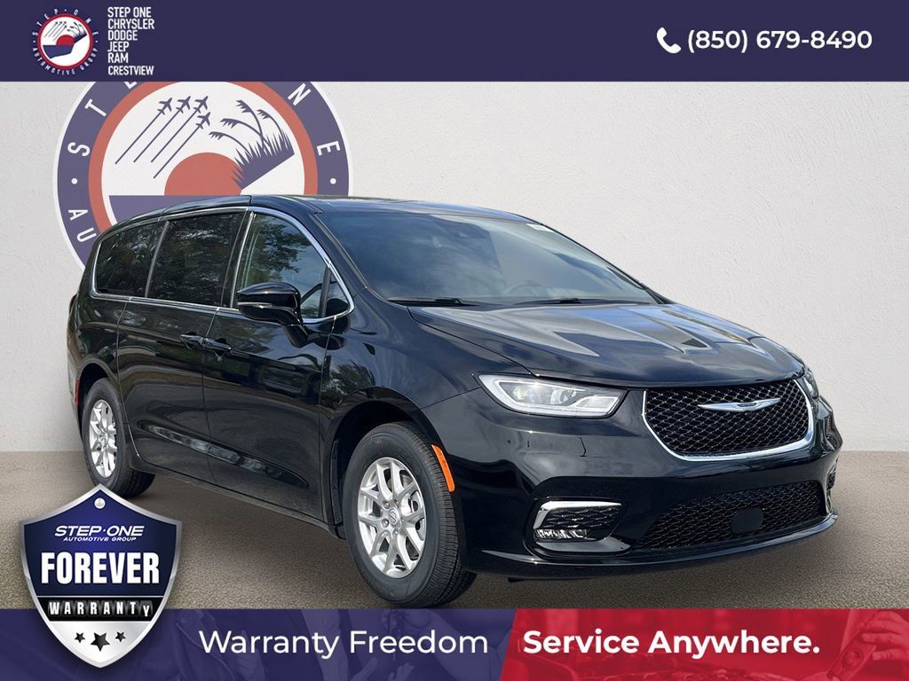 New 2026 Chrysler Pacifica Select FWD image 1
