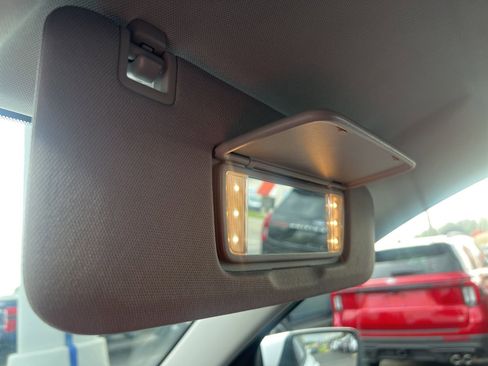 Used 2023 GMC Terrain SLE w/ Driver Convenience Package AWD/4WD image 39