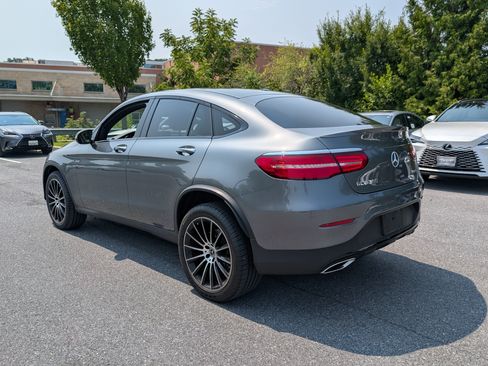 Used 2019 Mercedes-Benz GLC 300 4MATIC Coupe image 5