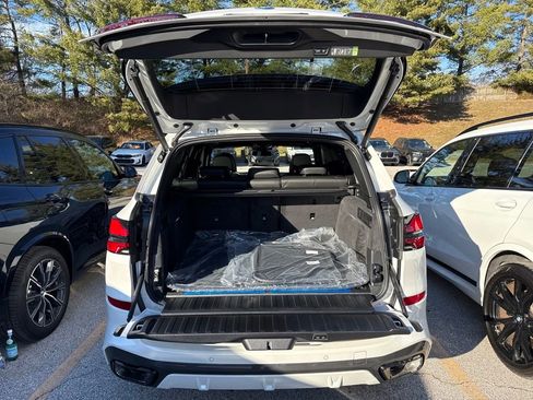 New 2026 BMW X5 xDrive50e image 24