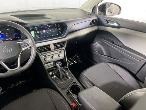 Used 2022 Volkswagen Taos SE image 23