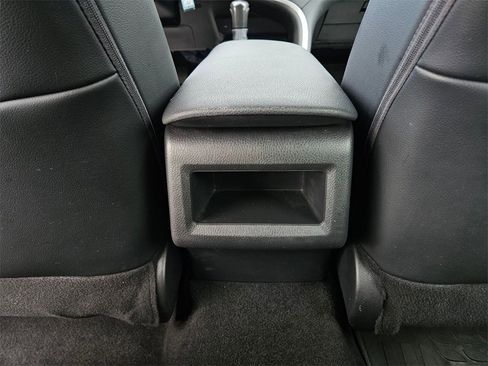 Used 2022 Toyota Camry SE image 21