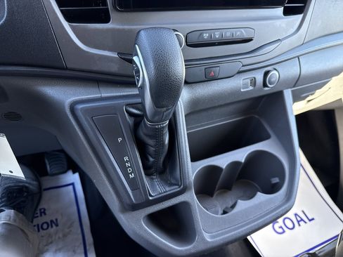Used 2022 Ford Transit 350 XLT image 28