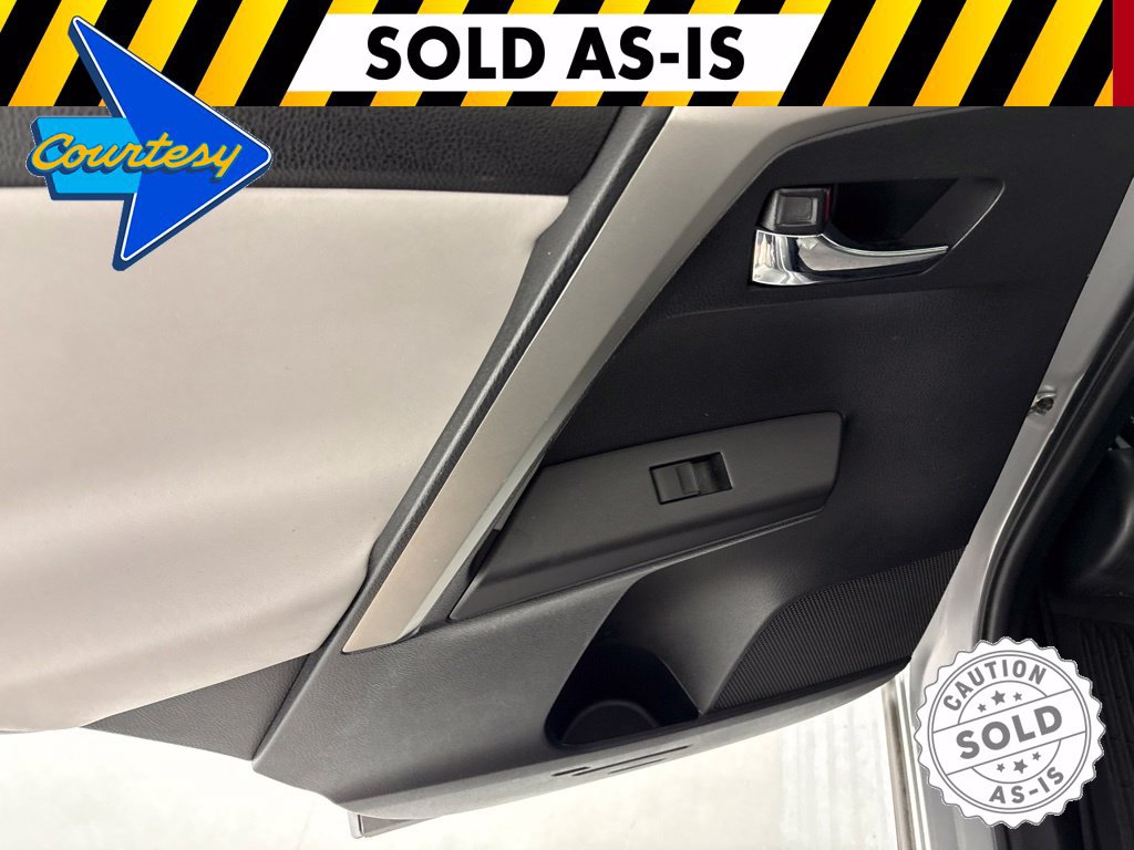 Used 2017 Toyota RAV4 XLE w/ Carpet Mat Package AWD/4WD image 20