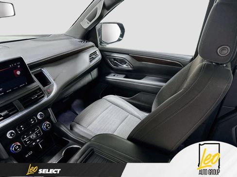 Used 2024 GMC Yukon XL SLE AWD/4WD image 22