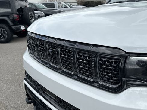 New 2024 Jeep Grand Wagoneer Series II w/ Quick Order Packagew 28T image 11