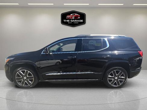Used 2017 GMC Acadia Denali w/ Technology Package AWD/4WD image 3