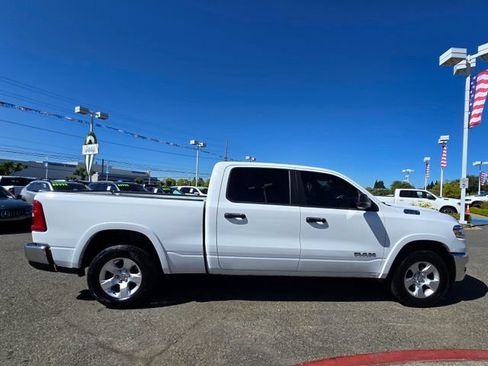 Certified 2025 RAM 1500 Big Horn AWD/4WD image 7
