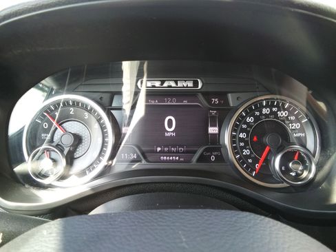 Used 2019 RAM 1500 Laramie image 15