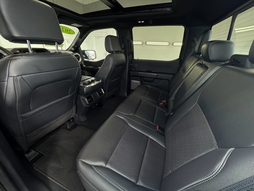 Used 2025 Ford F150 Lariat AWD/4WD image 25