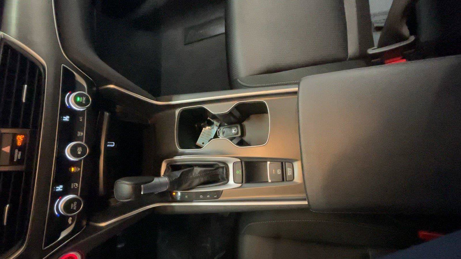 Used 2019 Honda Accord LX image 40
