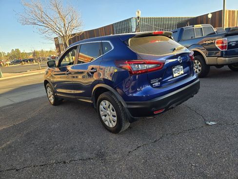Used 2020 Nissan Rogue Sport S image 7
