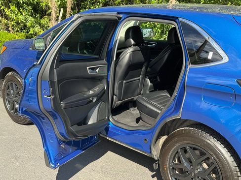 Used 2024 Ford Edge SEL AWD/4WD image 11