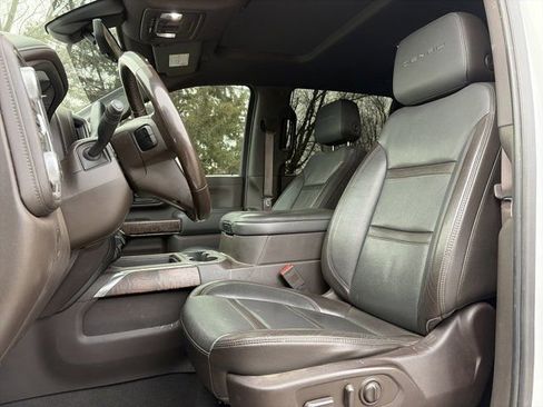 Used 2020 GMC Sierra 2500 Denali w/ Denali Ultimate Package image 10