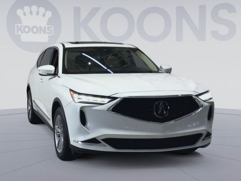 Used 2023 Acura MDX SH-AWD image 4