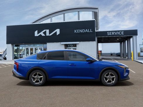 New 2026 Kia K4 FWD image 7