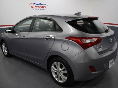 Used 2013 Hyundai Elantra GT image 2