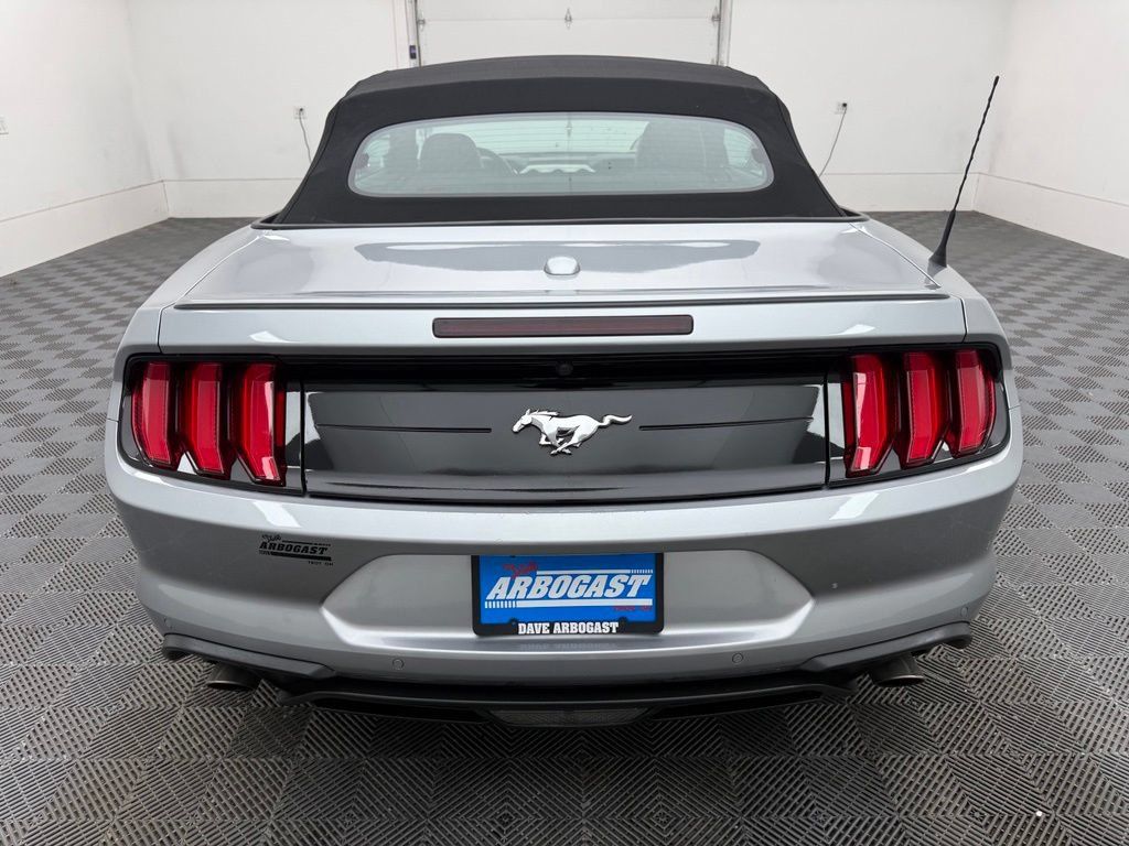 Used 2023 Ford Mustang Premium RWD image 10
