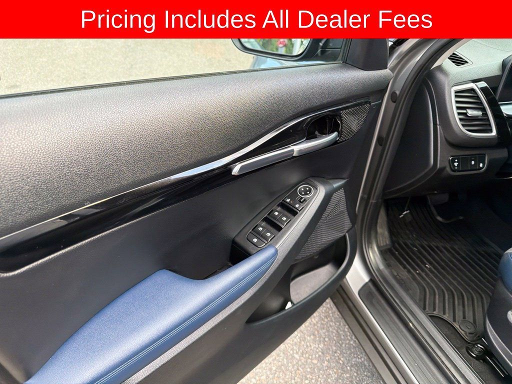 Used 2024 Kia Seltos S FWD image 8