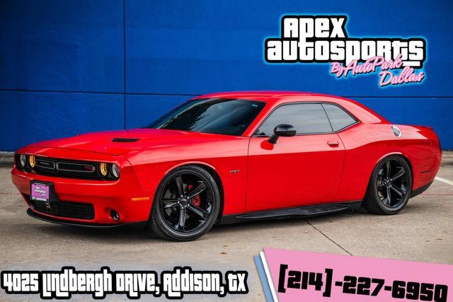 Used 2015 Dodge Challenger R/T w/ Quick Order Package 28B R/T RWD image 1